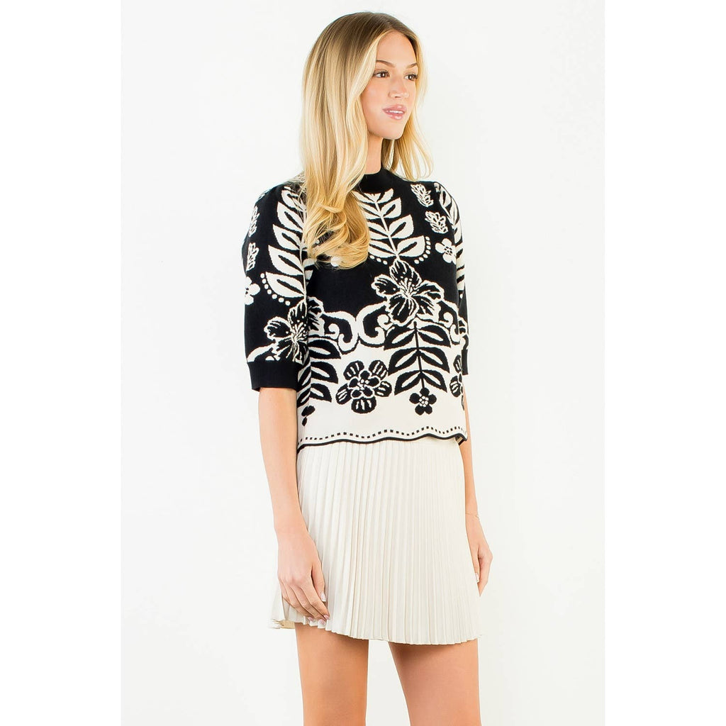 Short Sleeve Knit Pattern Top