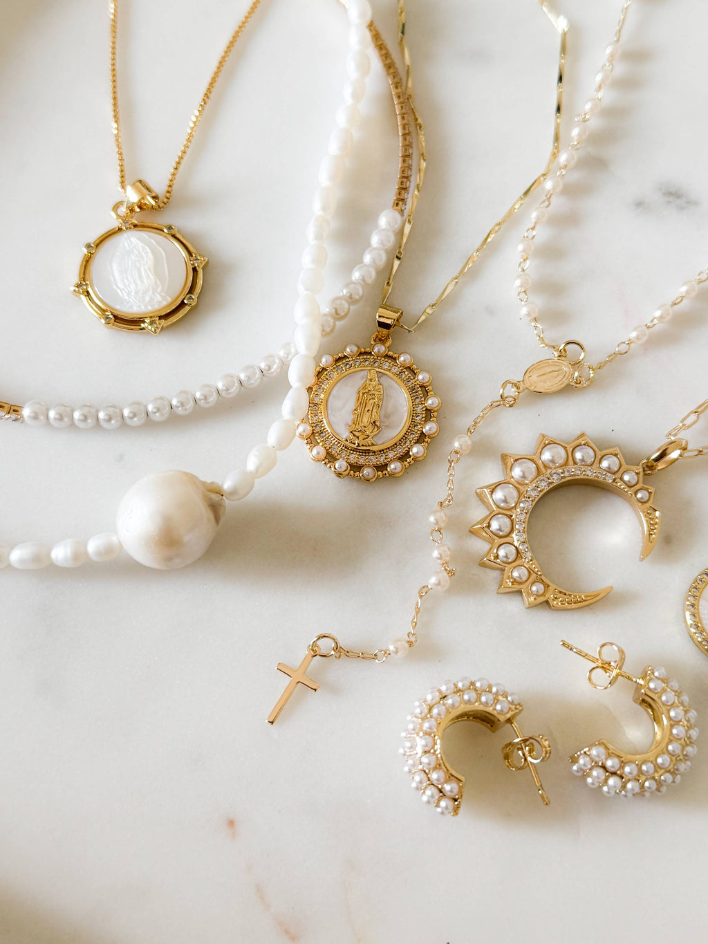 Pearl Rosary- Gold