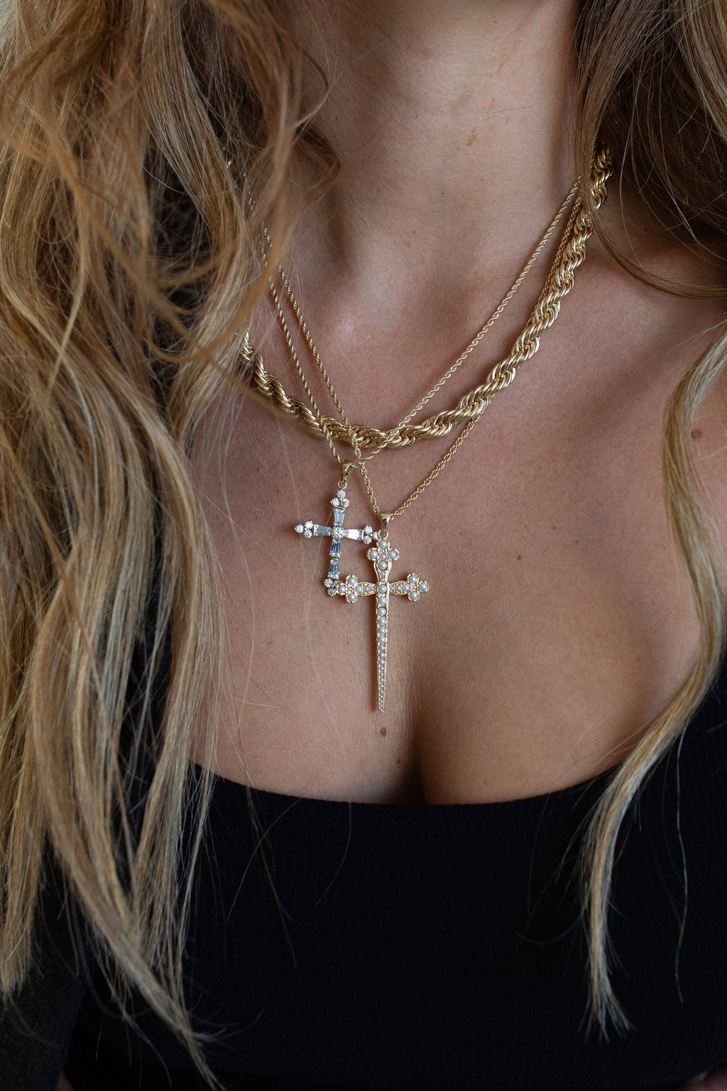 Queen's Cross Necklace- Gold