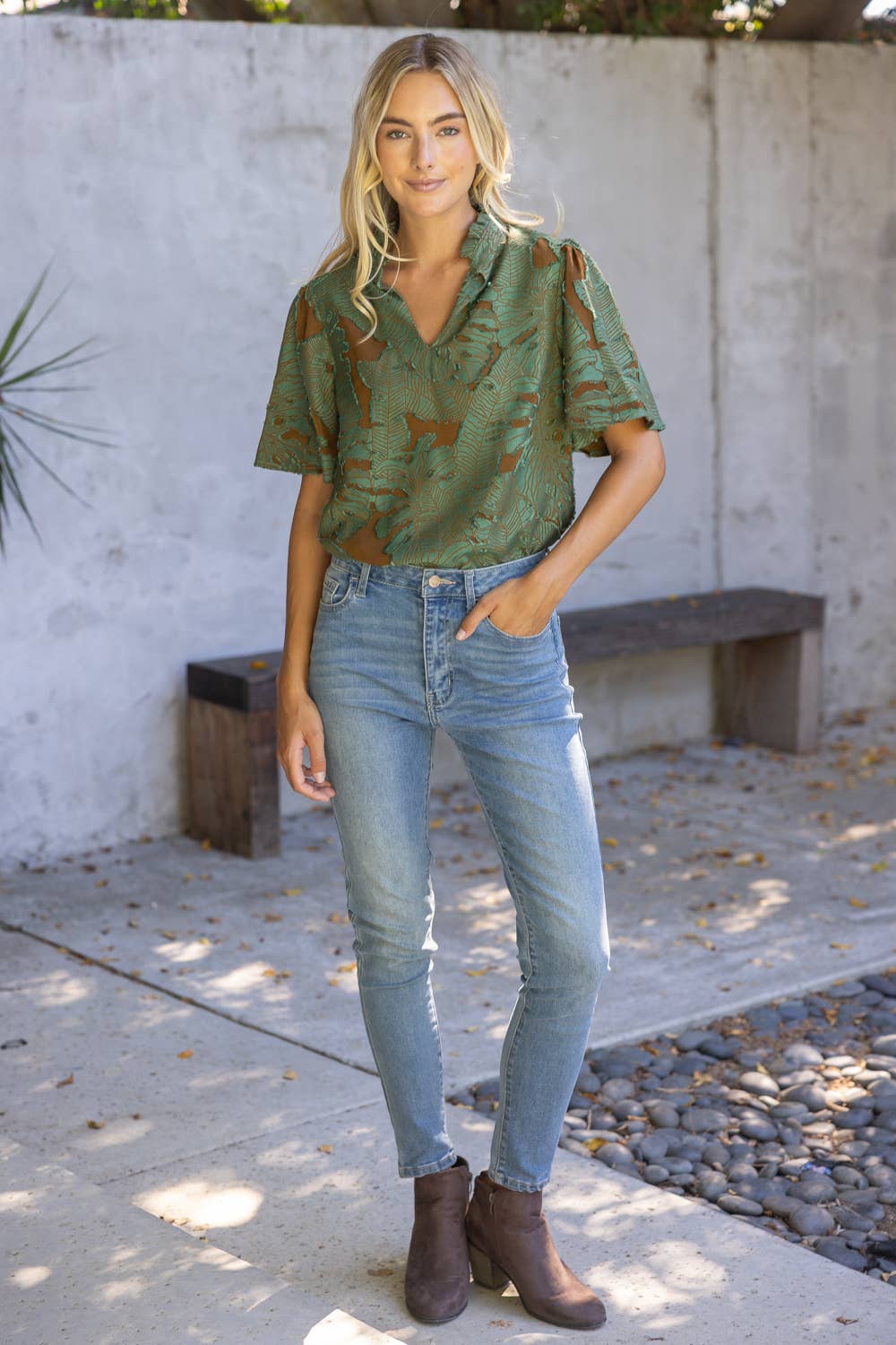 37219 Ruffled V-Neck Floral Burnout Top